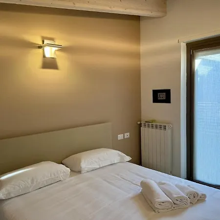 Апартаменты Dingo's House - 5 Minutes From M3 *