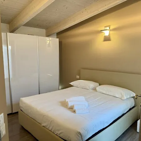 Apartamento Dingo's House - 5 Minutes From M3 Milán