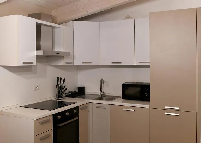 Apartment Dingo's House - 5 Minutes From M3